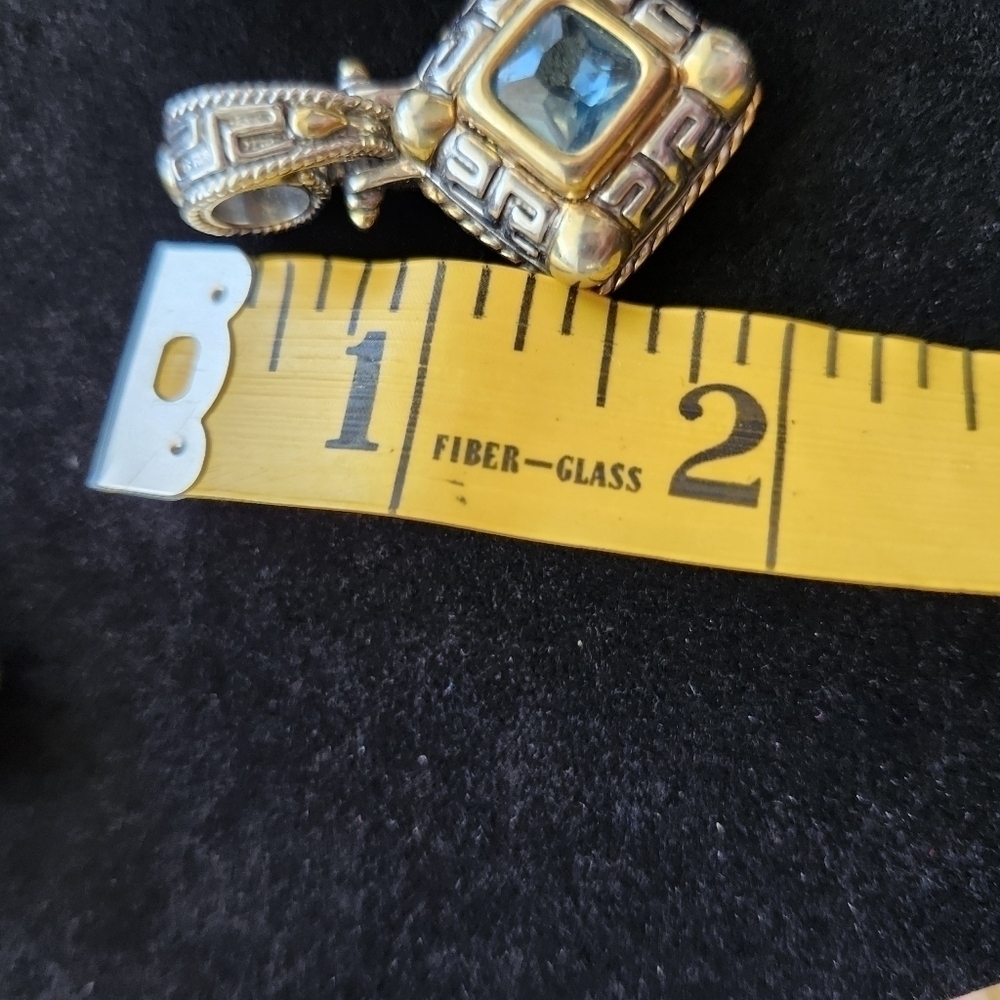 Faux Topaz Pendant and pierced earrings - Picture 9 of 9
